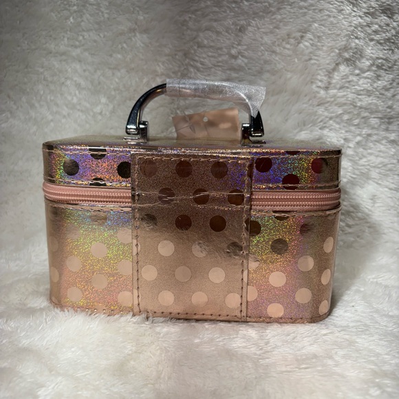 Tan and Gold Vintage Cosmetic Bag with Metal Frame - Picture 5 of 8